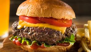 Cheeseburger - Frites - Salade